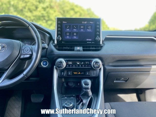 2022 Toyota RAV4 Hybrid SE