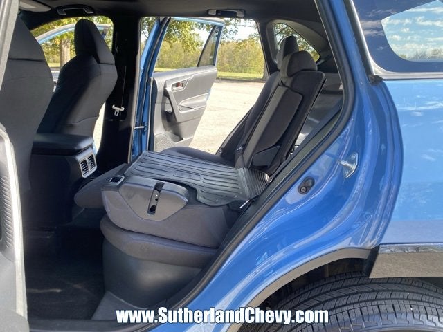 2022 Toyota RAV4 Hybrid SE