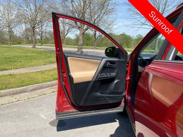 2017 Toyota RAV4 XLE