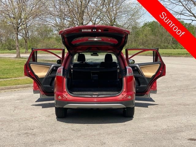 2017 Toyota RAV4 XLE