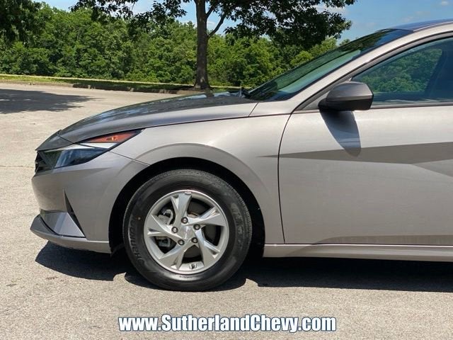 2023 Hyundai Elantra SE