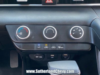 2023 Hyundai Elantra SE
