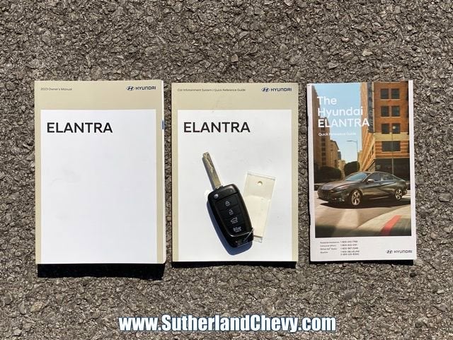 2023 Hyundai Elantra SE