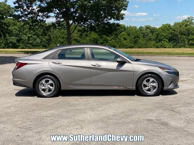 2023 Hyundai Elantra SE