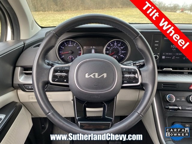 2024 Kia Carnival LX