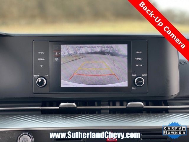 2024 Kia Carnival LX