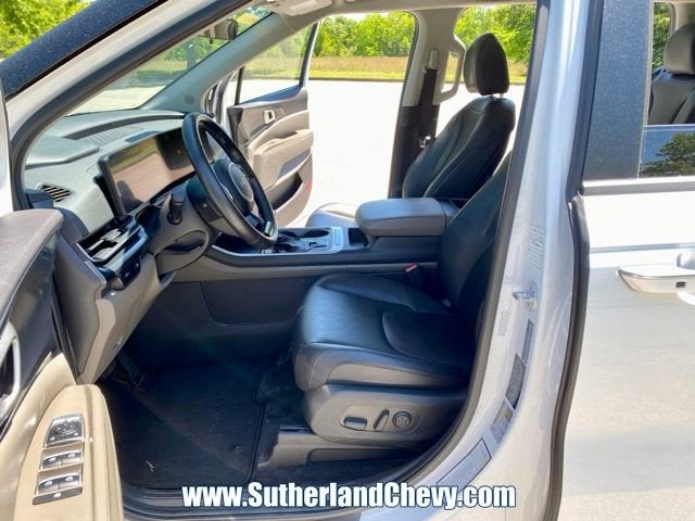 2025 Kia Carnival LXS