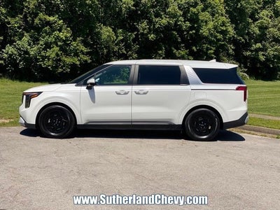 2025 Kia Carnival LXS