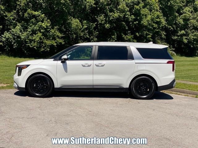 2025 Kia Carnival LXS