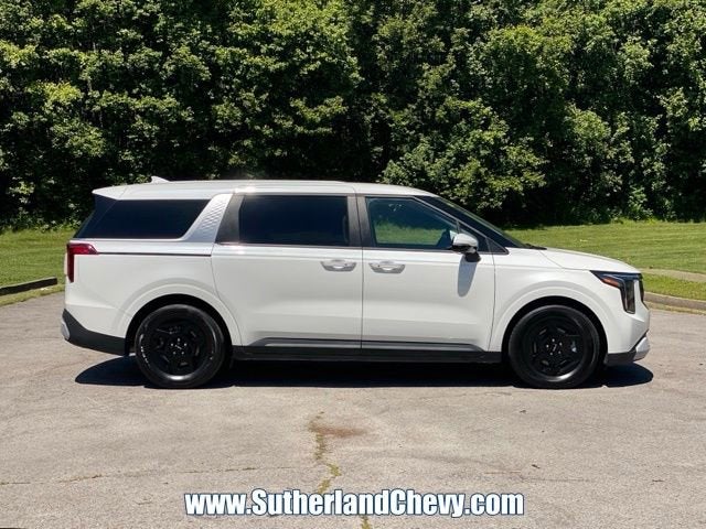 2025 Kia Carnival LXS