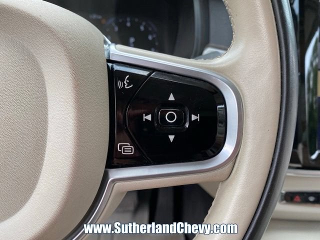 2017 Volvo S90 Momentum
