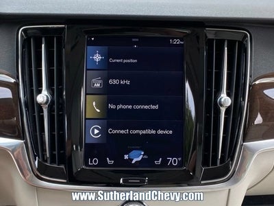 2017 Volvo S90 Momentum