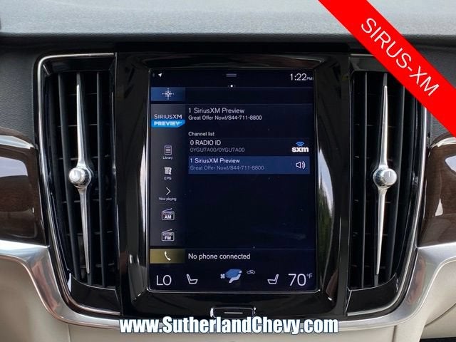2017 Volvo S90 Momentum