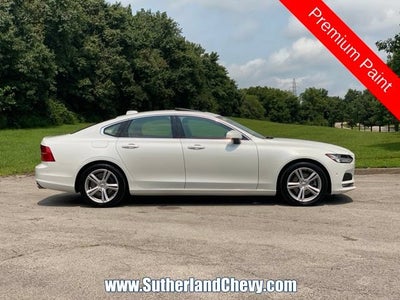 2017 Volvo S90 Momentum