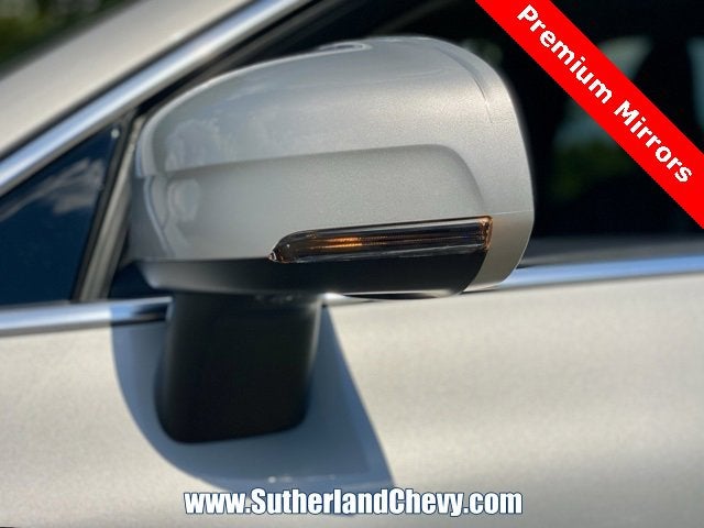 2023 Volvo XC60 Recharge Plug-In Hyb Plus Bright Theme