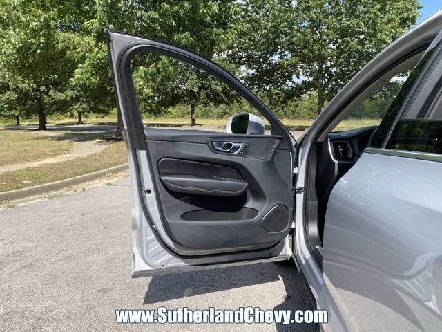 2023 Volvo XC60 Recharge Plug-In Hyb Plus Bright Theme