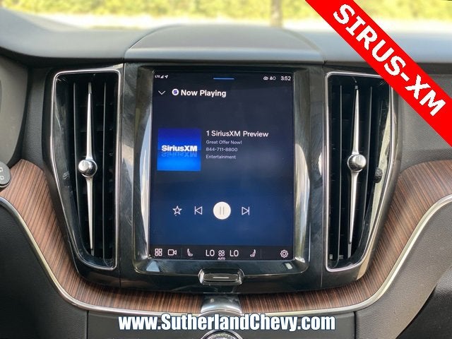 2023 Volvo XC60 Recharge Plug-In Hyb Plus Bright Theme