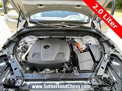 2023 Volvo XC60 Recharge Plug-In Hyb Plus Bright Theme