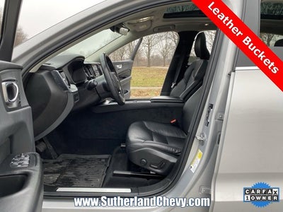 2023 Volvo XC60 Recharge Plug-In Hyb Core Bright Theme