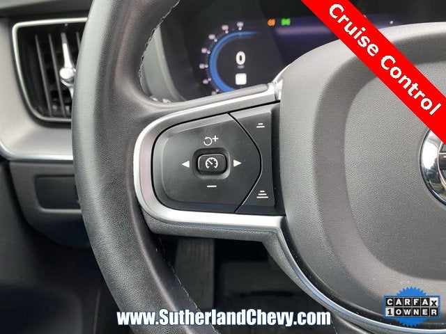 2023 Volvo XC60 Recharge Plug-In Hyb Core Bright Theme