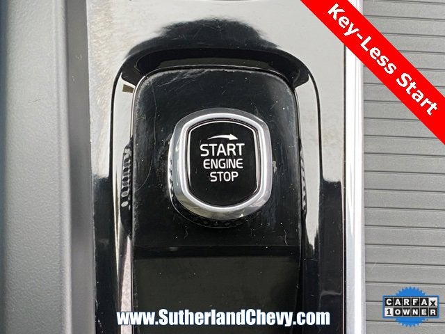 2023 Volvo XC60 Recharge Plug-In Hyb Core Bright Theme