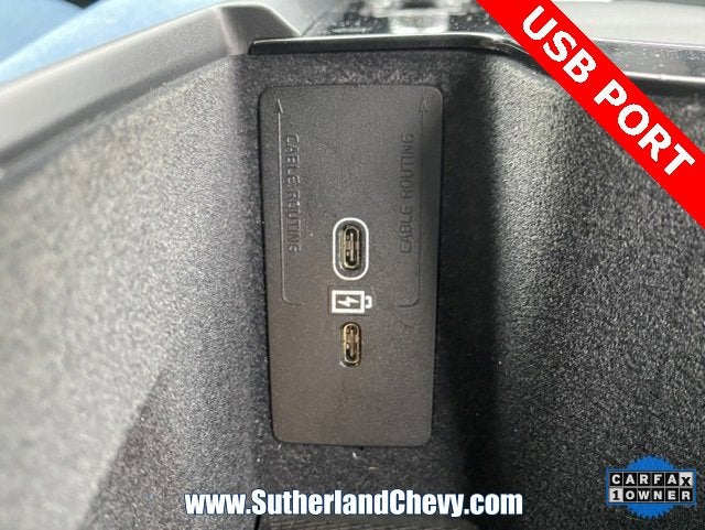 2023 Volvo XC60 Recharge Plug-In Hyb Core Bright Theme